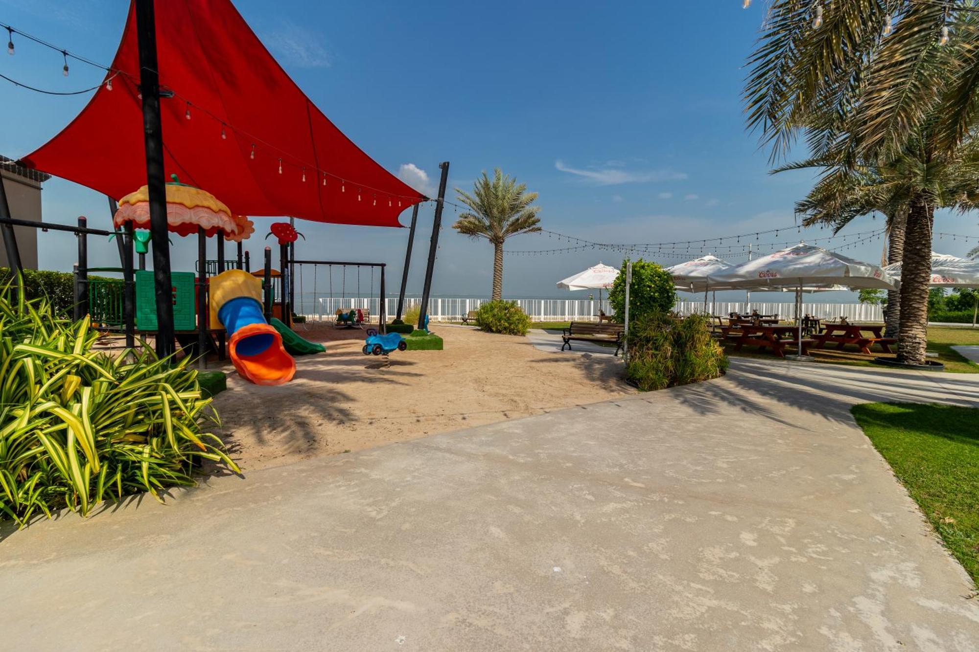 Barracuda Resort Умм-эль-Кайвайн Экстерьер фото